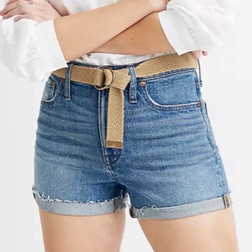 Madewell High-Rise Denim Shorts in Malden Wash, size 26